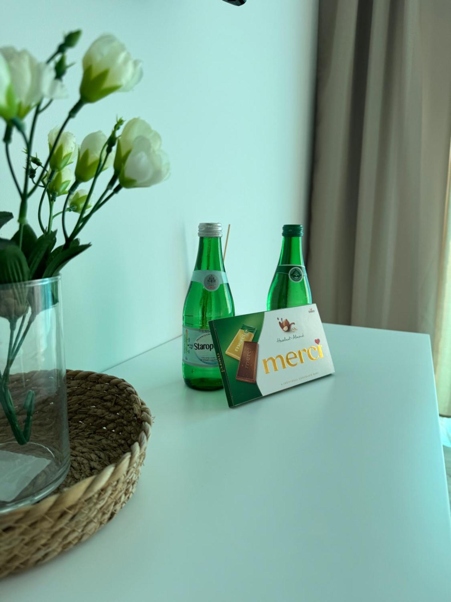 4Summer Kolobrzeg Apartamenty White Blue Sauna & Fitness & Parking 100 Metrow Do Pieknej Szerokiej Piaszczystej Plazy, Wspanialy Widok Z Duzego Tarasu! 100 Meter Zu Einem Schoenen Breiten Sandstrand, Herrliche Aussicht Von Einer Grossen Terrasse! Ngoại thất bức ảnh