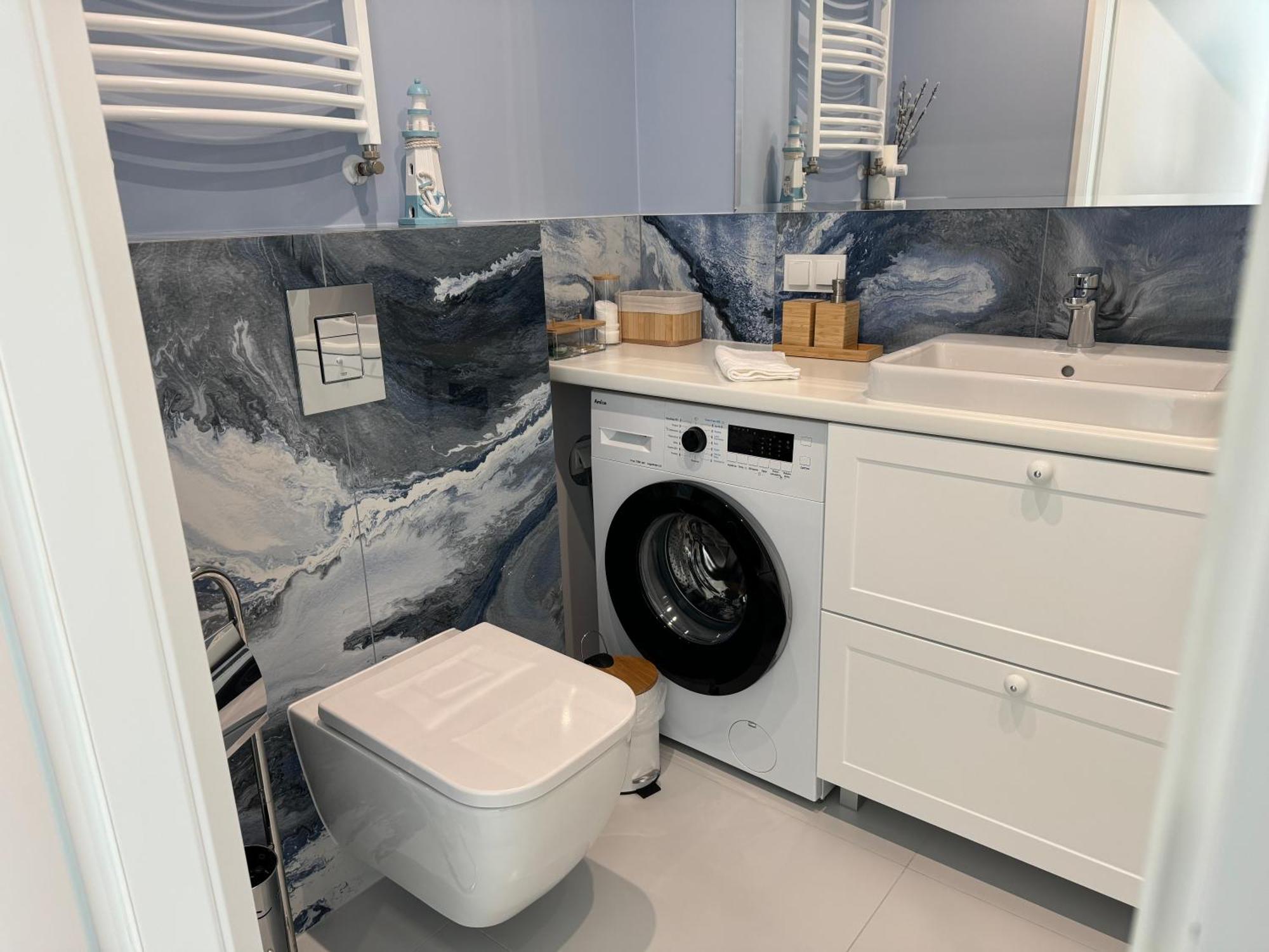 4Summer Kolobrzeg Apartamenty White Blue Sauna & Fitness & Parking 100 Metrow Do Pieknej Szerokiej Piaszczystej Plazy, Wspanialy Widok Z Duzego Tarasu! 100 Meter Zu Einem Schoenen Breiten Sandstrand, Herrliche Aussicht Von Einer Grossen Terrasse! Ngoại thất bức ảnh